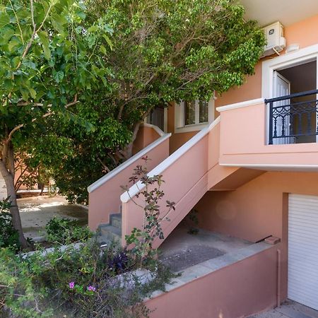 Poseidon Studios & Apartments باليوخورا المظهر الخارجي الصورة
